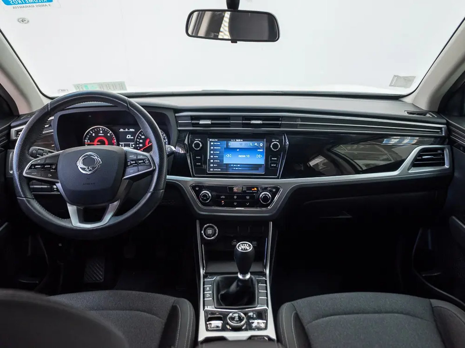 SSANGYONG KORANDO 2023 - Imagen 11 de 17
