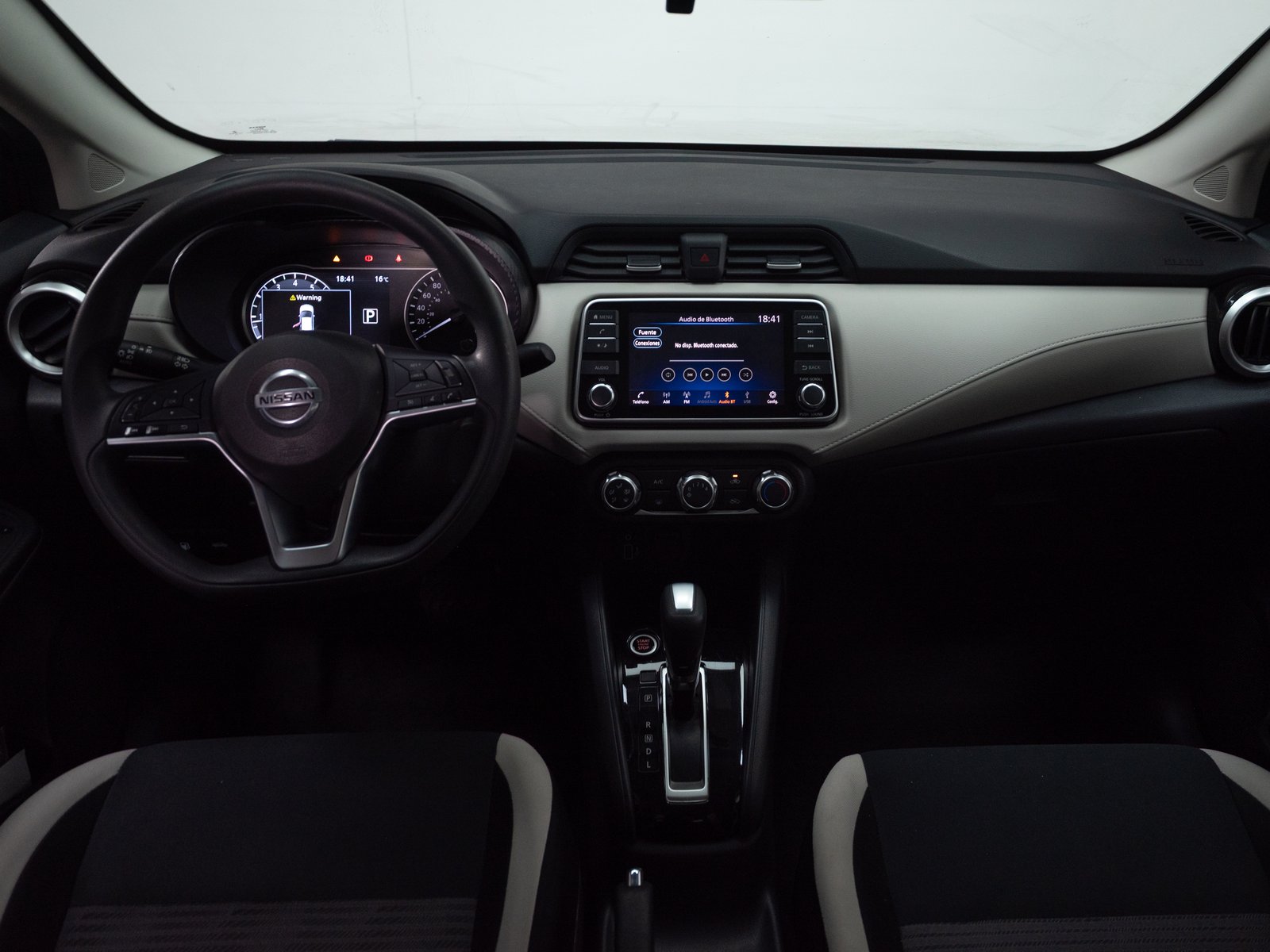 Nissan VERSA 2021 - Imagen 19 de 20