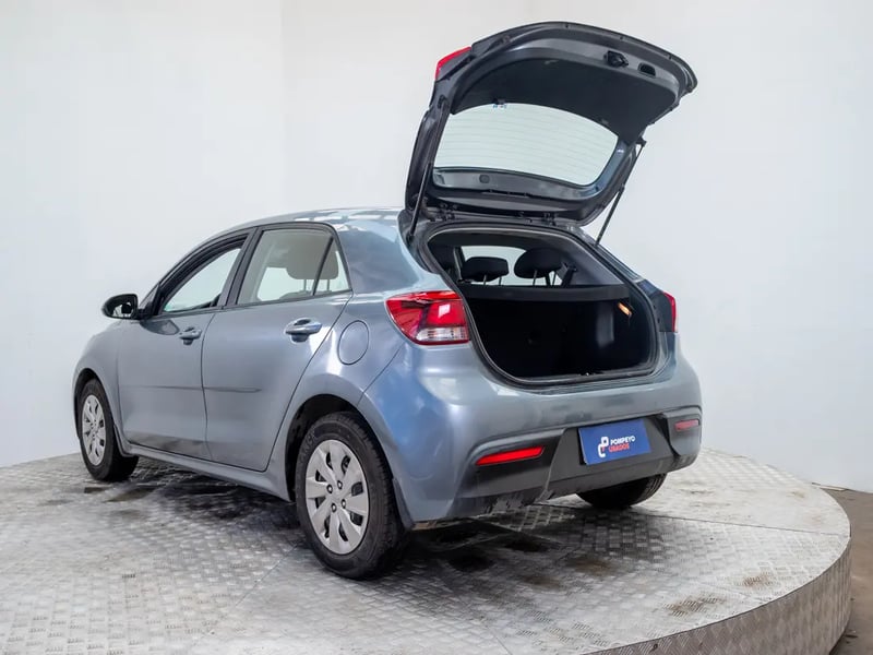 Kia RIO 5 2018 - Imagen 9 de 19