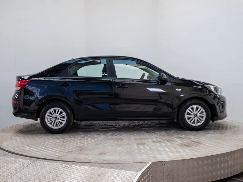 Kia SOLUTO 2023 - Imagen 8 de 20
