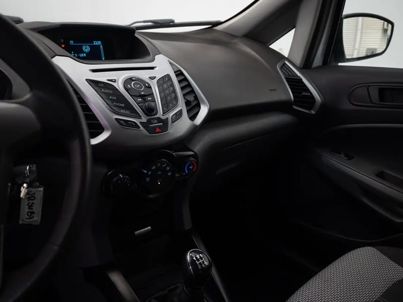 Ford ECOSPORT 2017 - Imagen 12 de 19