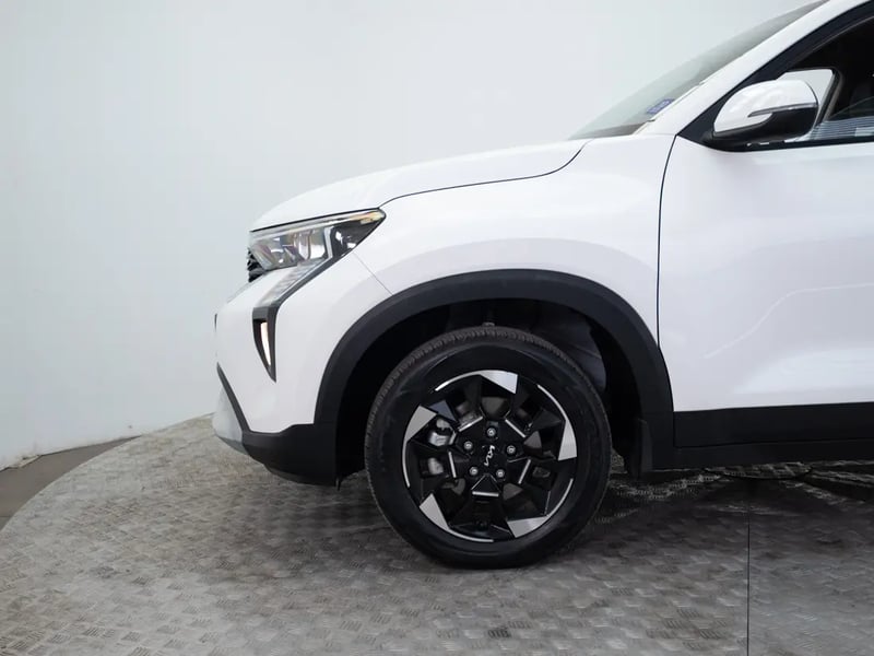 Kia SONET 2025 - Imagen 17 de 19