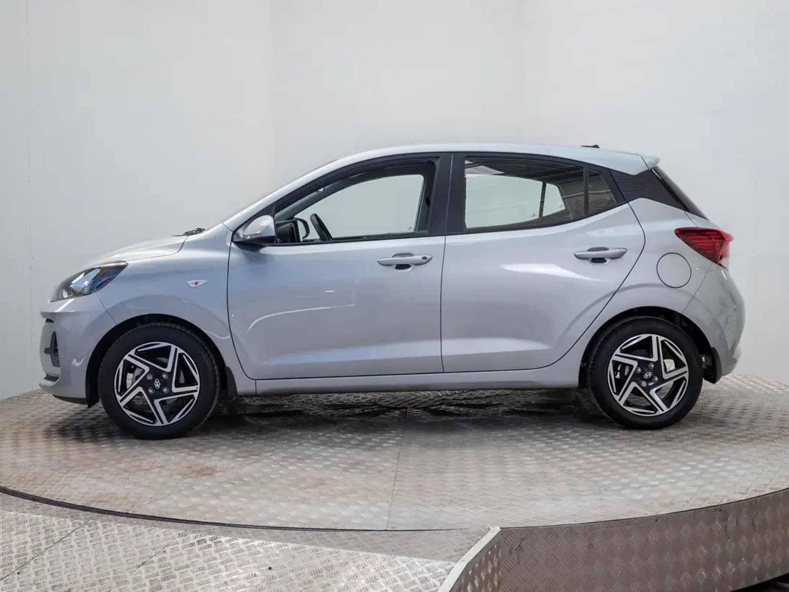 Hyundai GRAND I-10 2025 - Foto 4 de 20