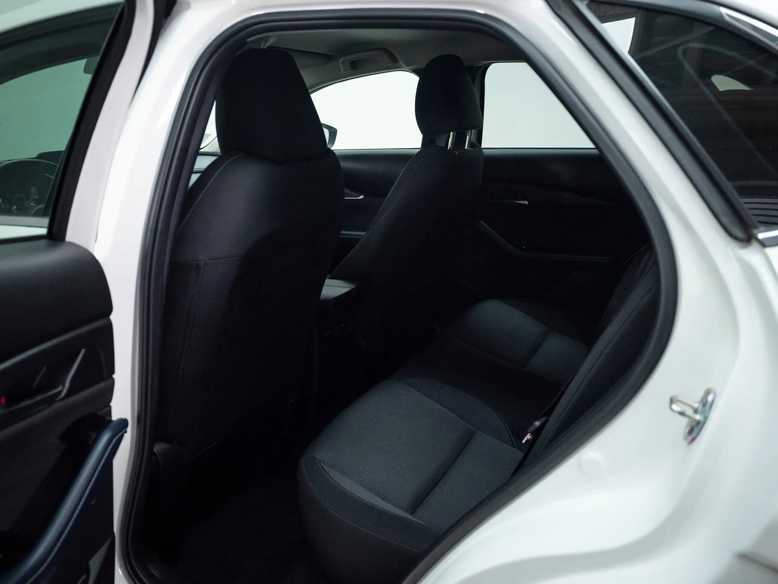 MAZDA CX30 2024 - Imagen 14 de 19