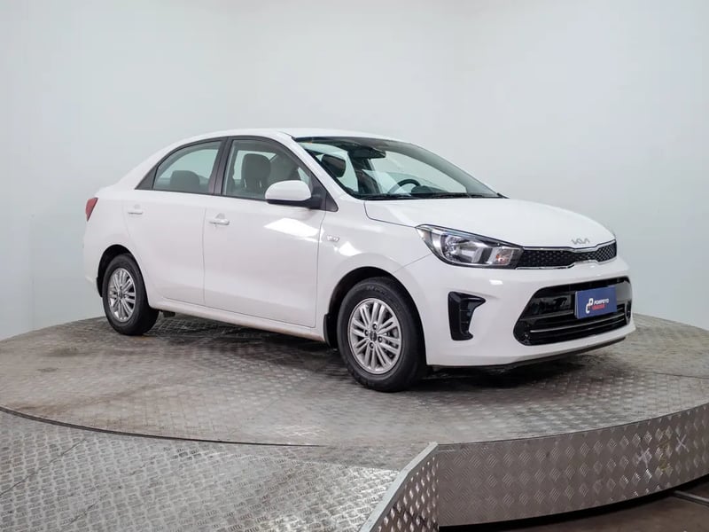 Kia SOLUTO 2024