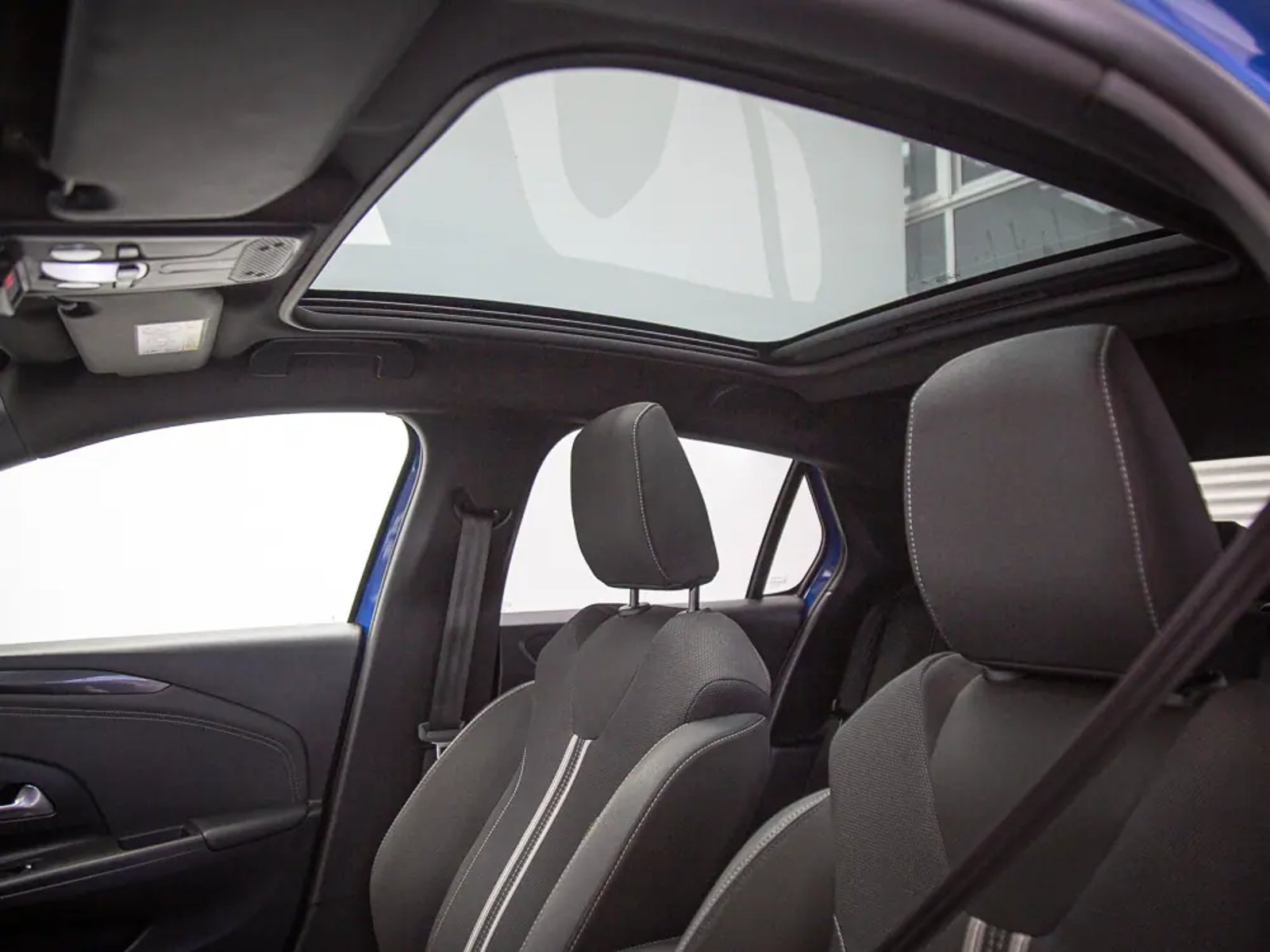 OPEL CORSA 2024 - Imagen 17 de 19