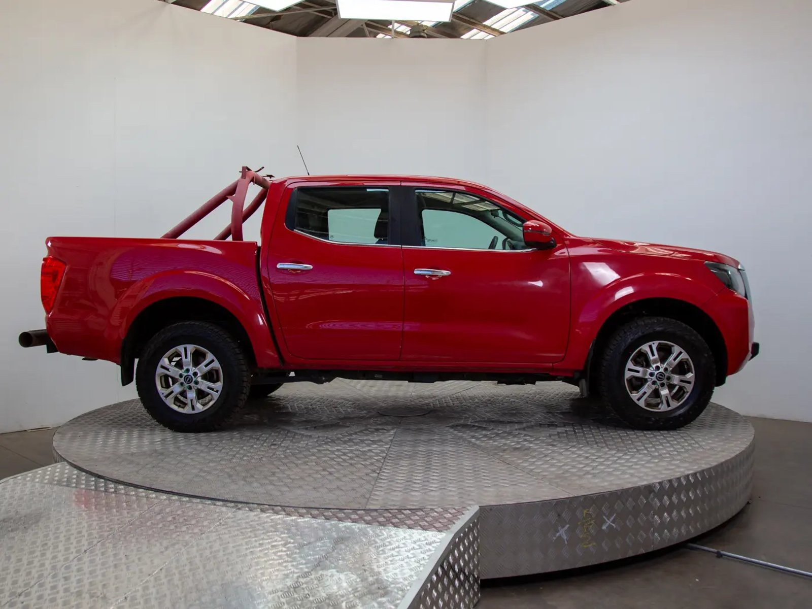 NISSAN NAVARA 2024 - Imagen 9 de 18