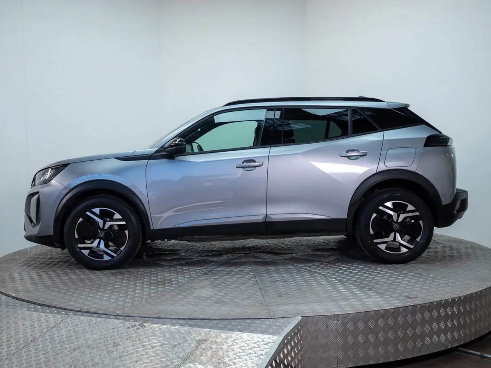 Peugeot 2008 2025 - Foto 4 de 19