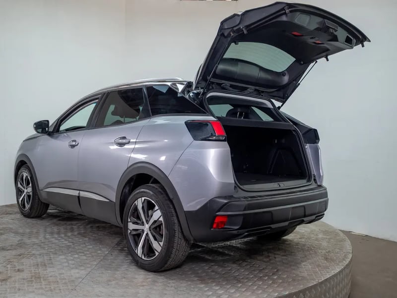 Peugeot 3008 2023 - Imagen 10 de 19