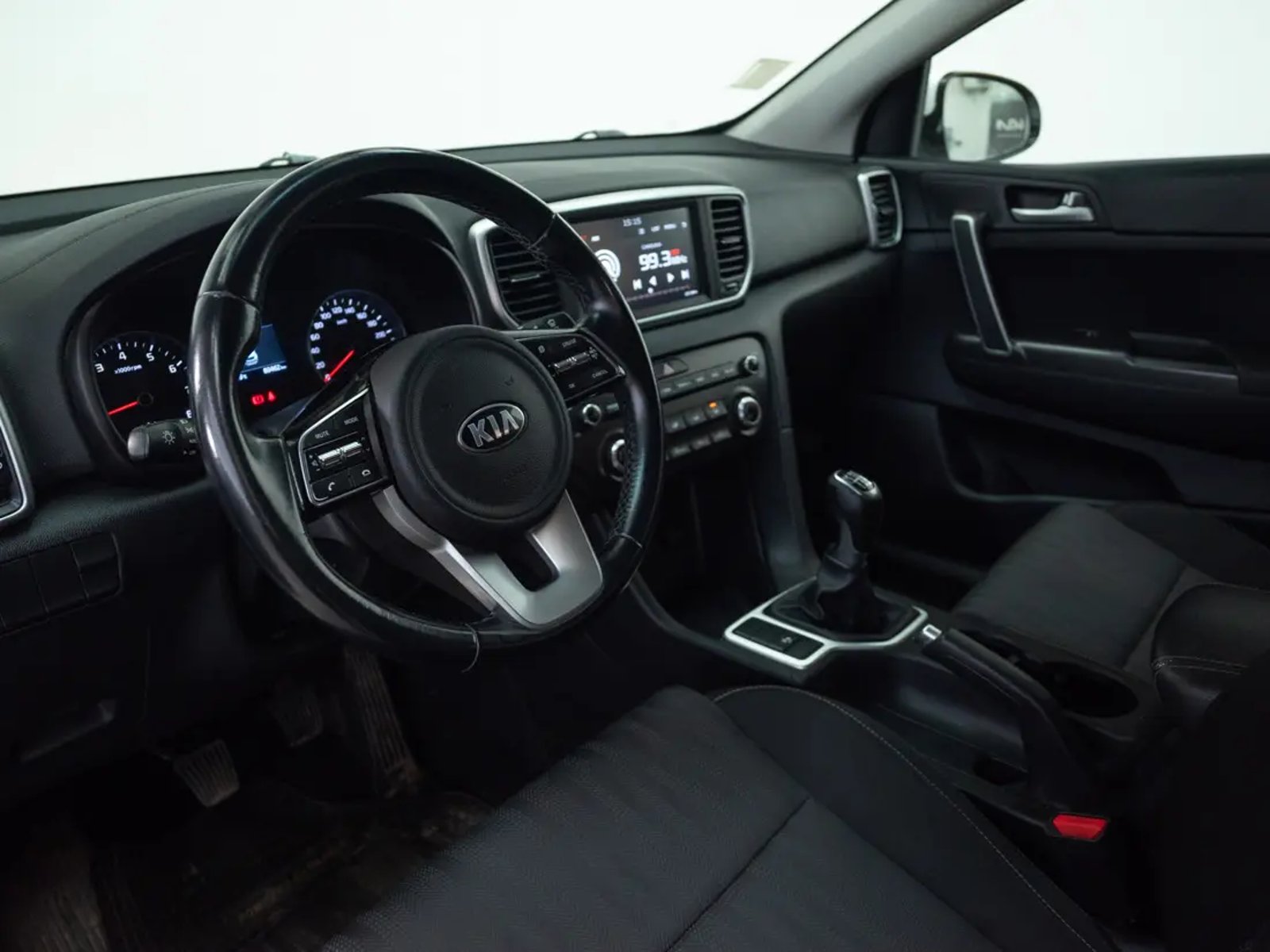Kia SPORTAGE 2021 - Imagen 11 de 20