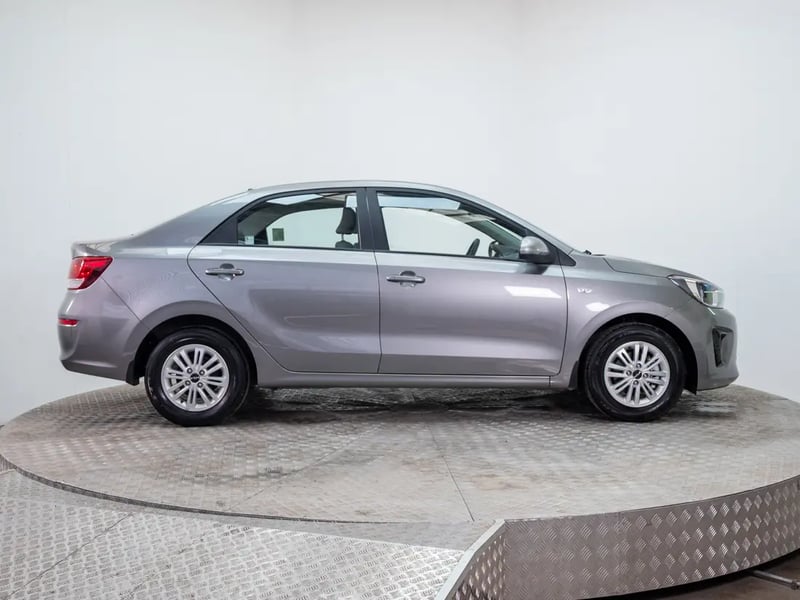 Kia SOLUTO 2026 - Imagen 9 de 20