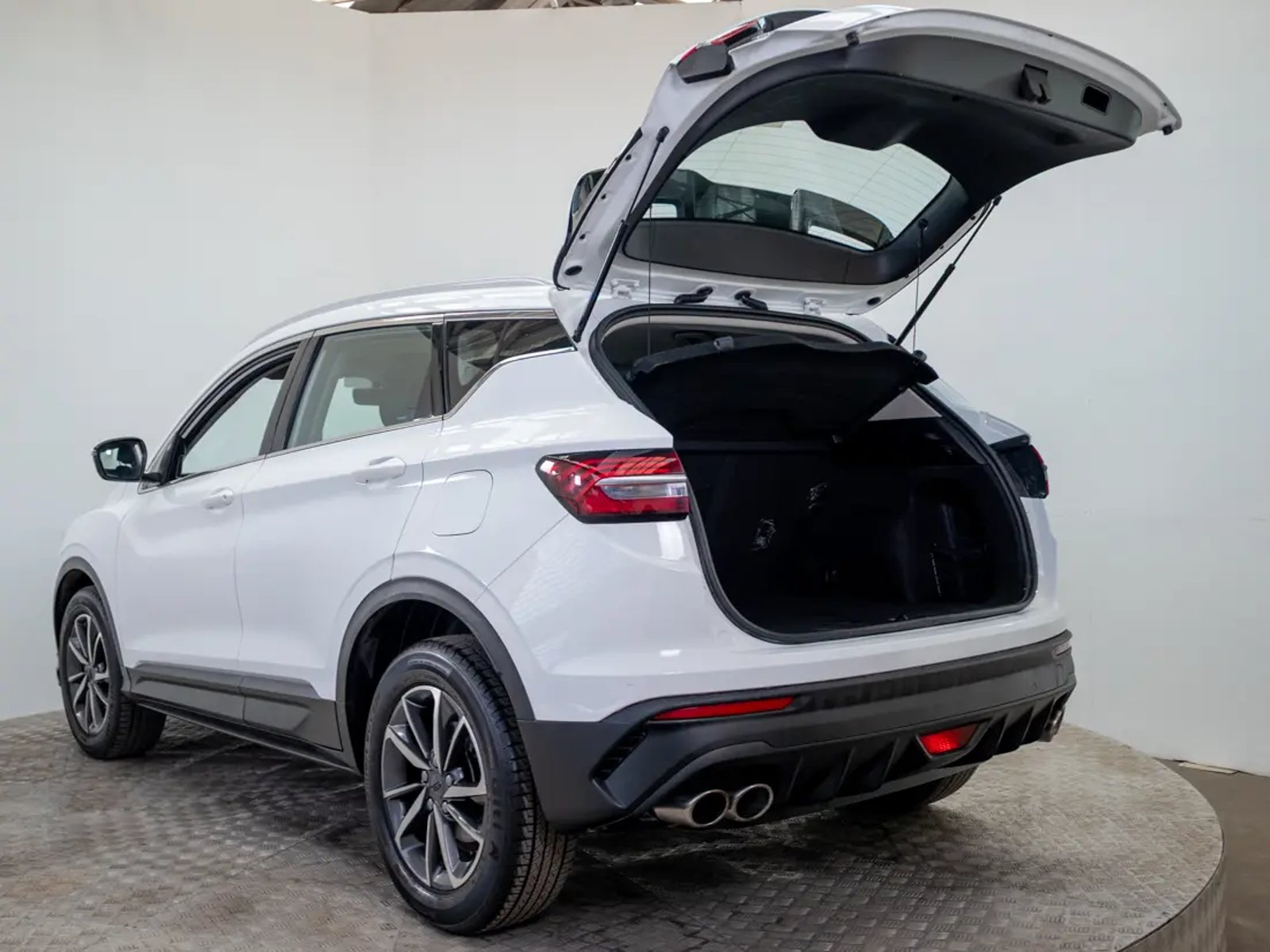Geely COOLRAY 2022 - Imagen 10 de 19
