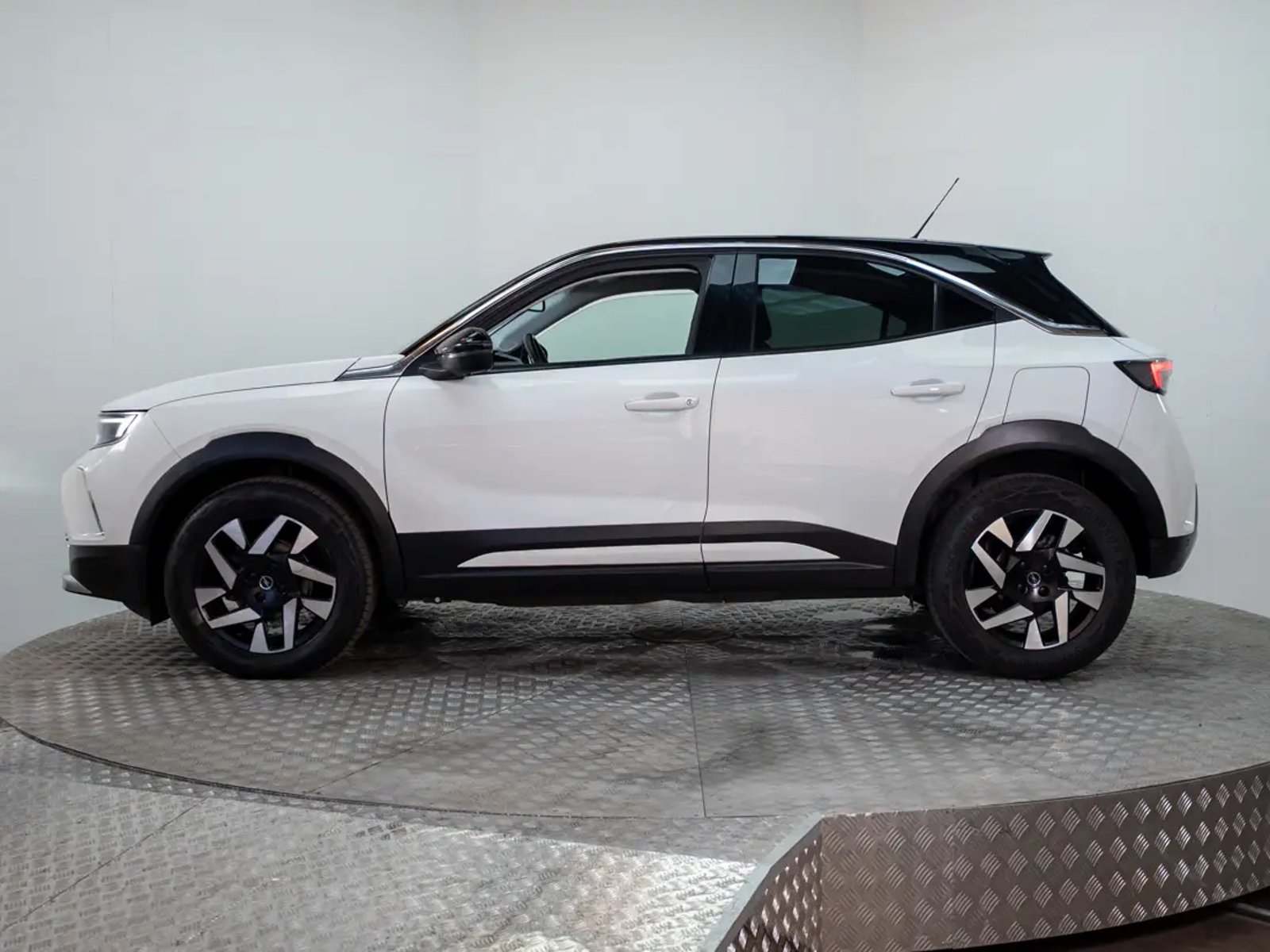 Opel MOKKA 2023 - Foto 4 de 19