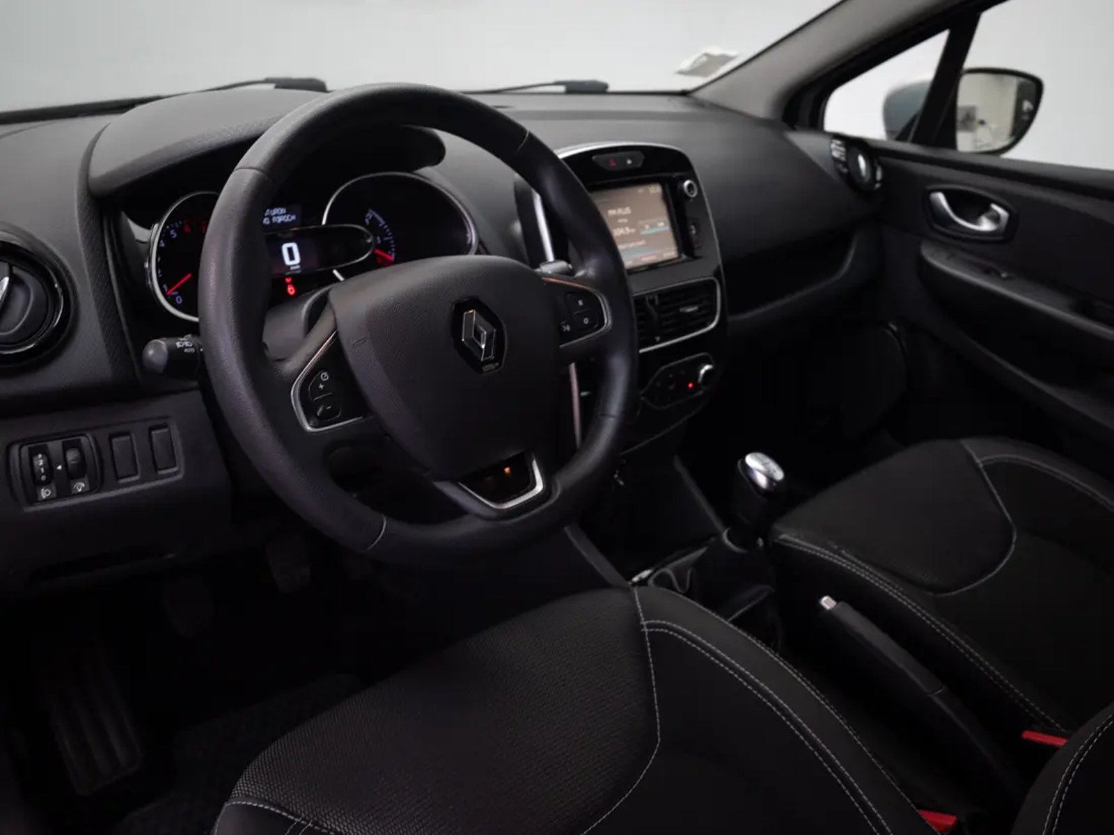 Renault CLIO 2018 - Imagen 10 de 20