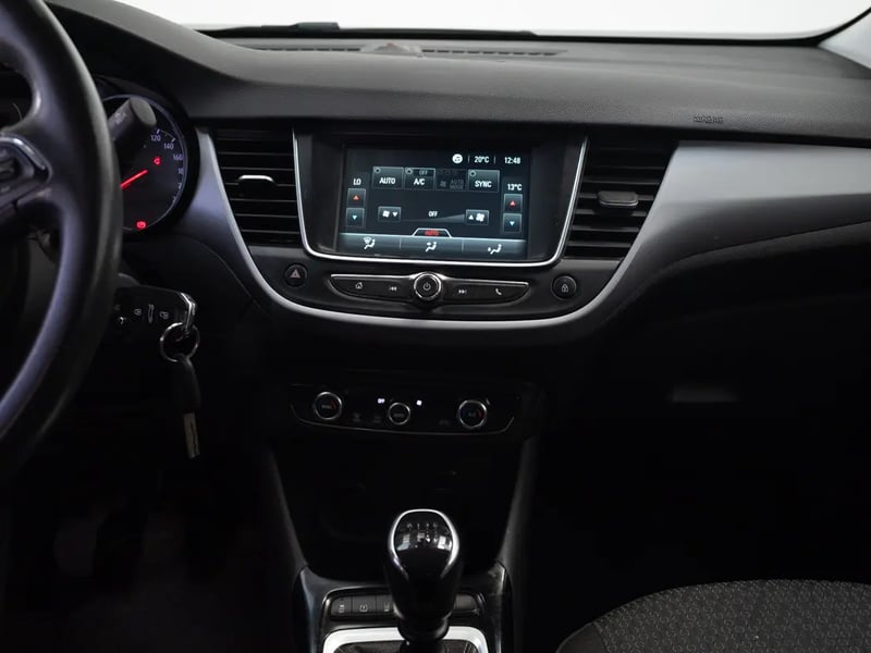 Opel CROSSLAND 2022 - Imagen 16 de 20