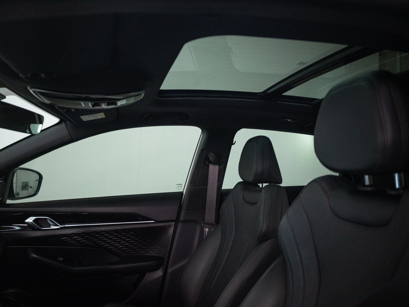 GEELY COOLRAY 2026 - Imagen 14 de 17