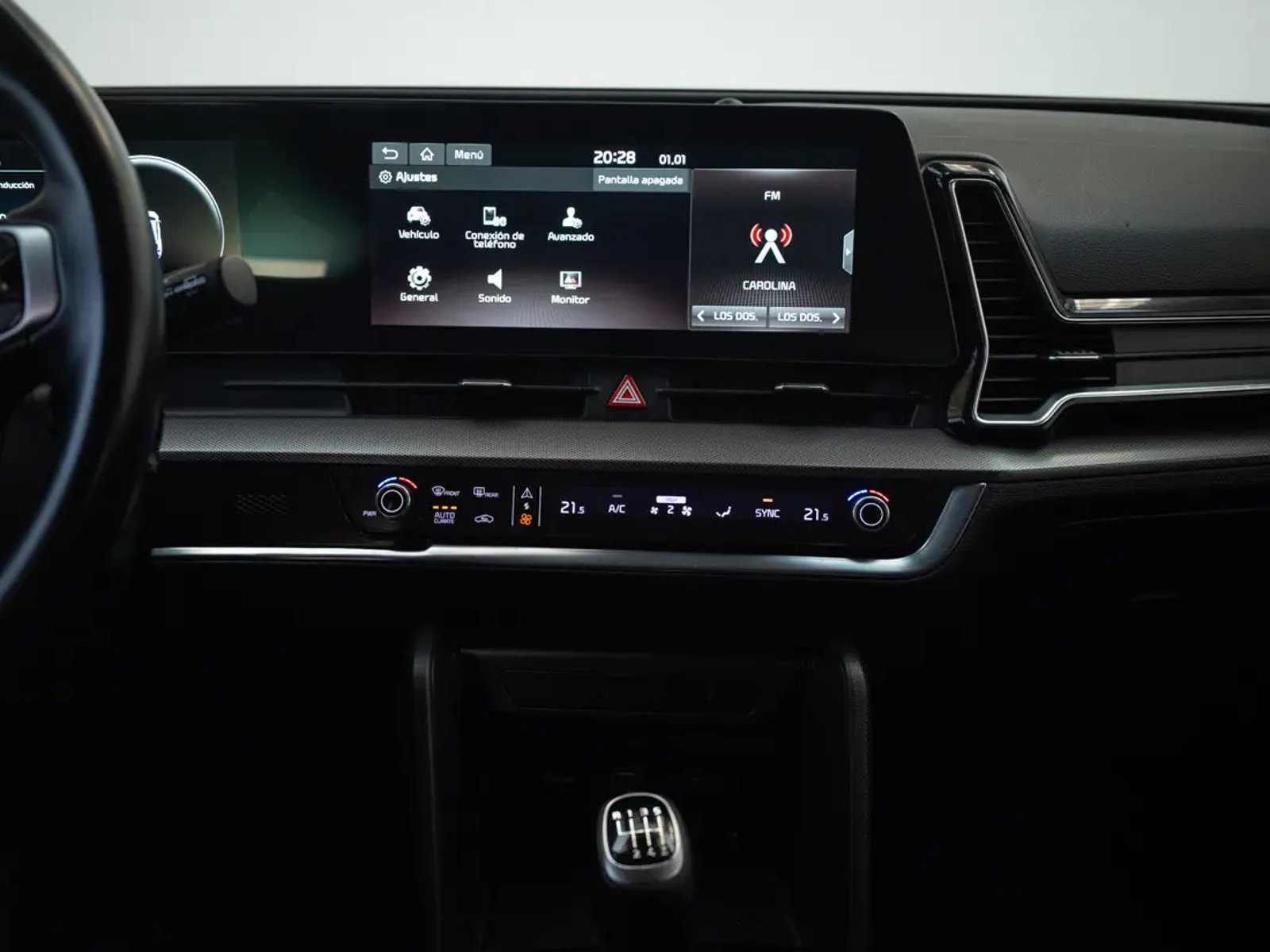 Kia SPORTAGE 2022 - Imagen 16 de 19