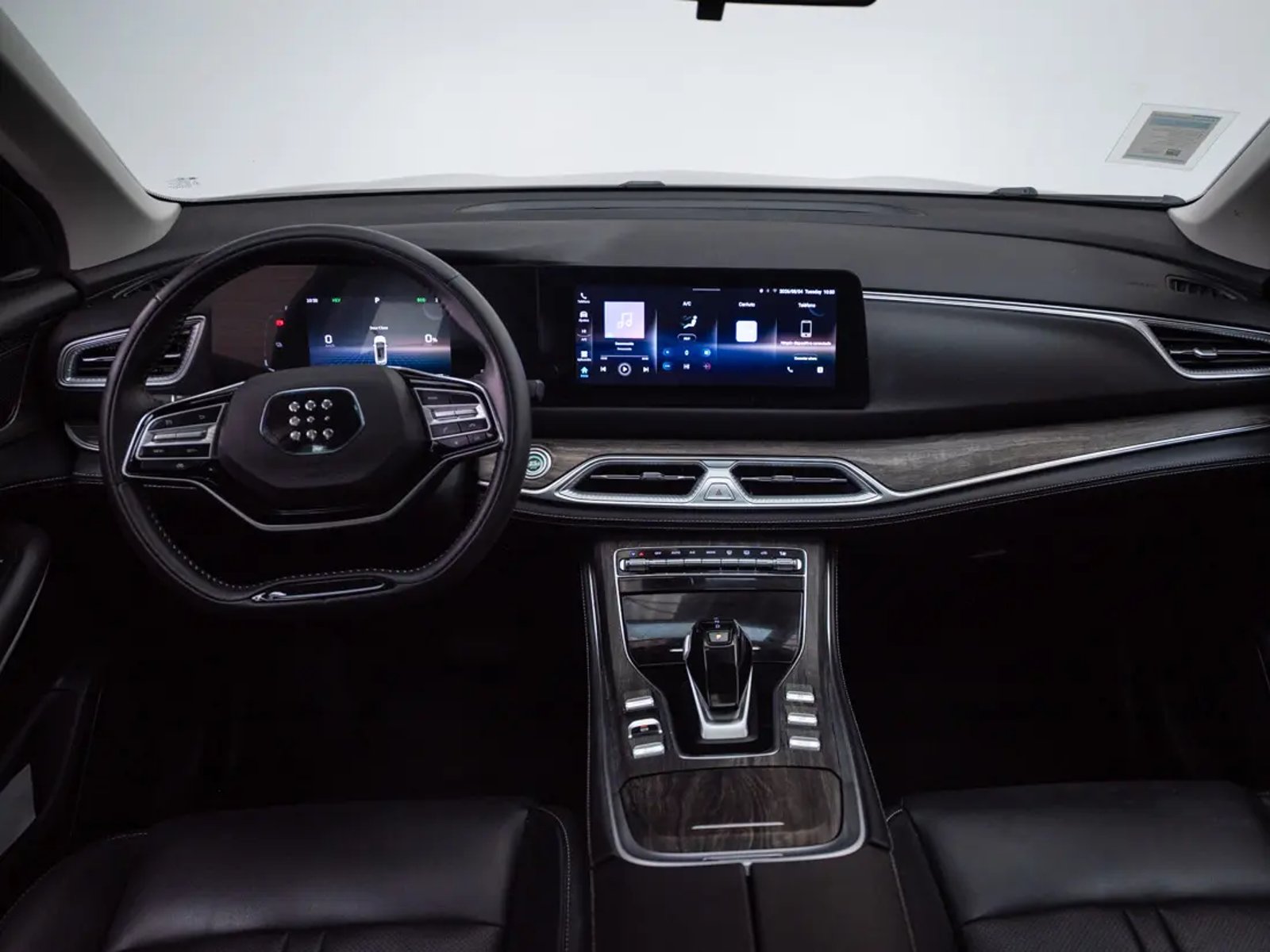 DFSK 600 PHEV 2025 - Imagen 15 de 20