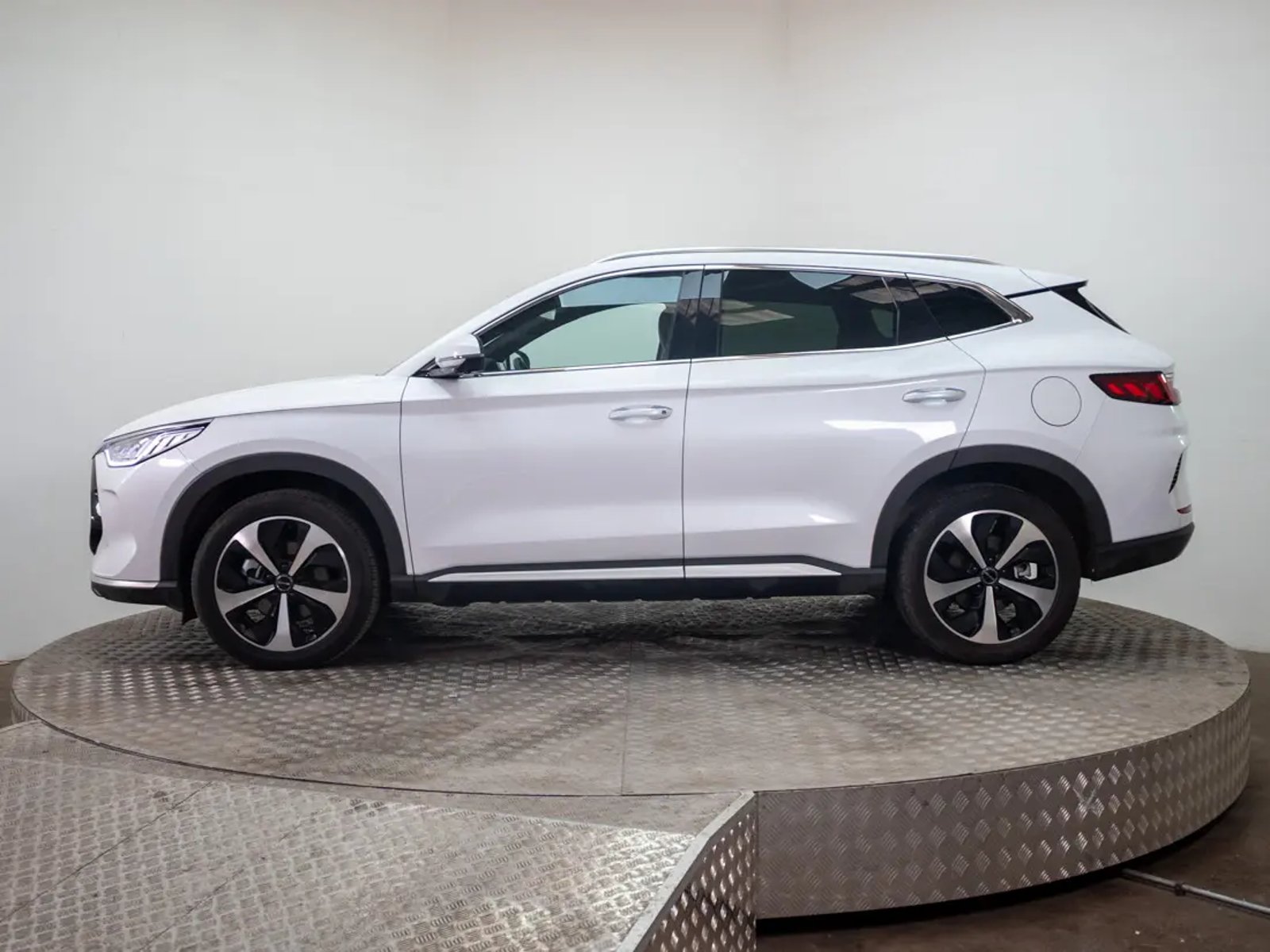 BYD SONG PLUS 2024 - Foto 3 de 20