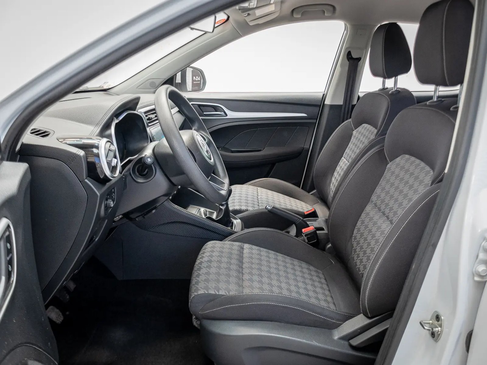 MG ZS 2023 - Imagen 14 de 15