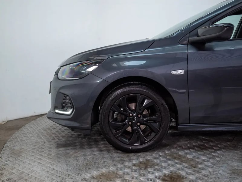 Chevrolet ONIX 2024 - Imagen 17 de 20