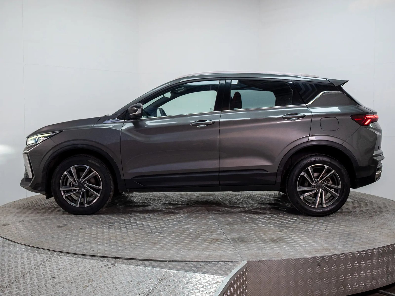 GEELY COOLRAY 2023 - Imagen 9 de 20