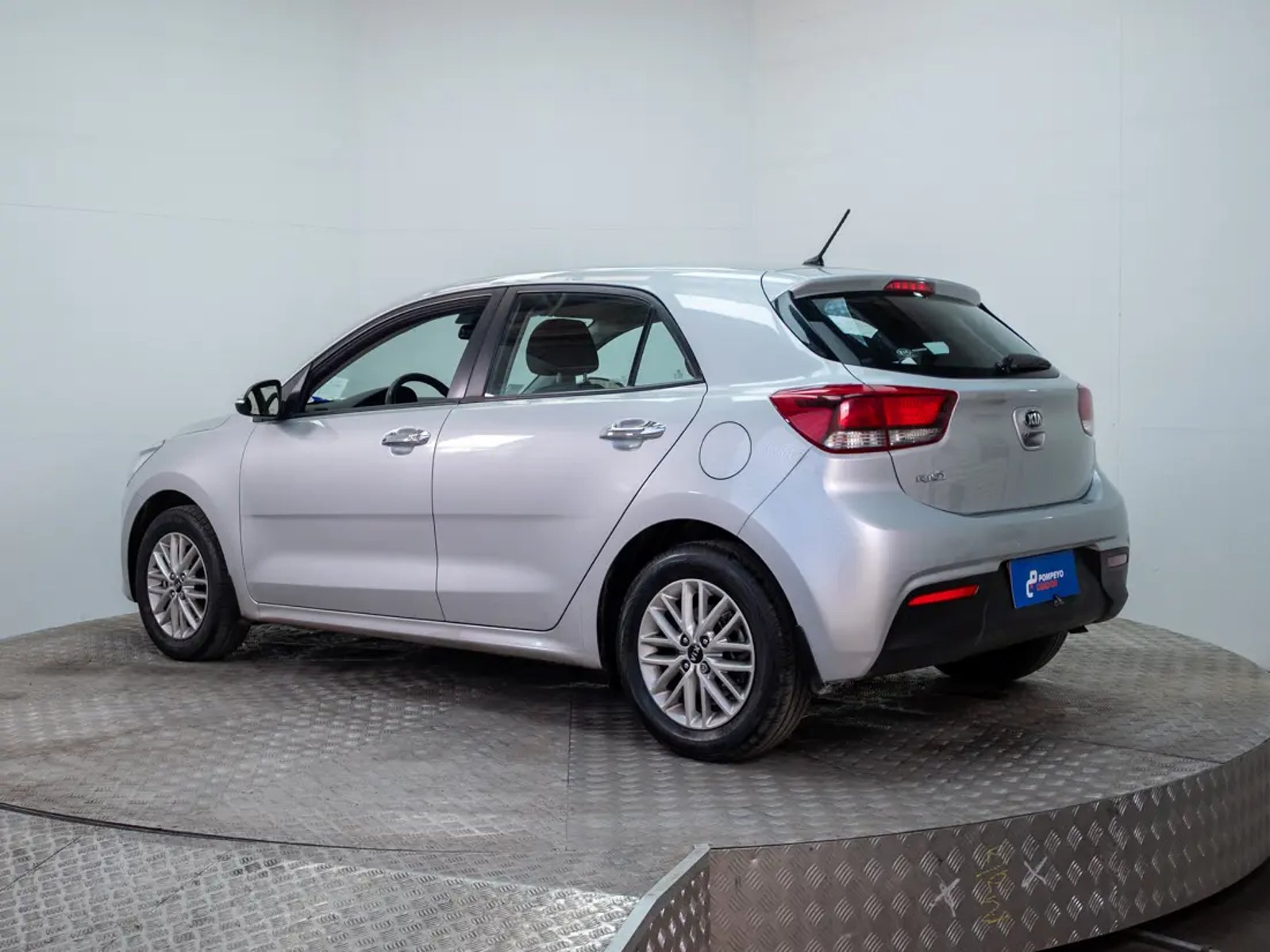 Kia RIO 5 2020 - Imagen 5 de 20