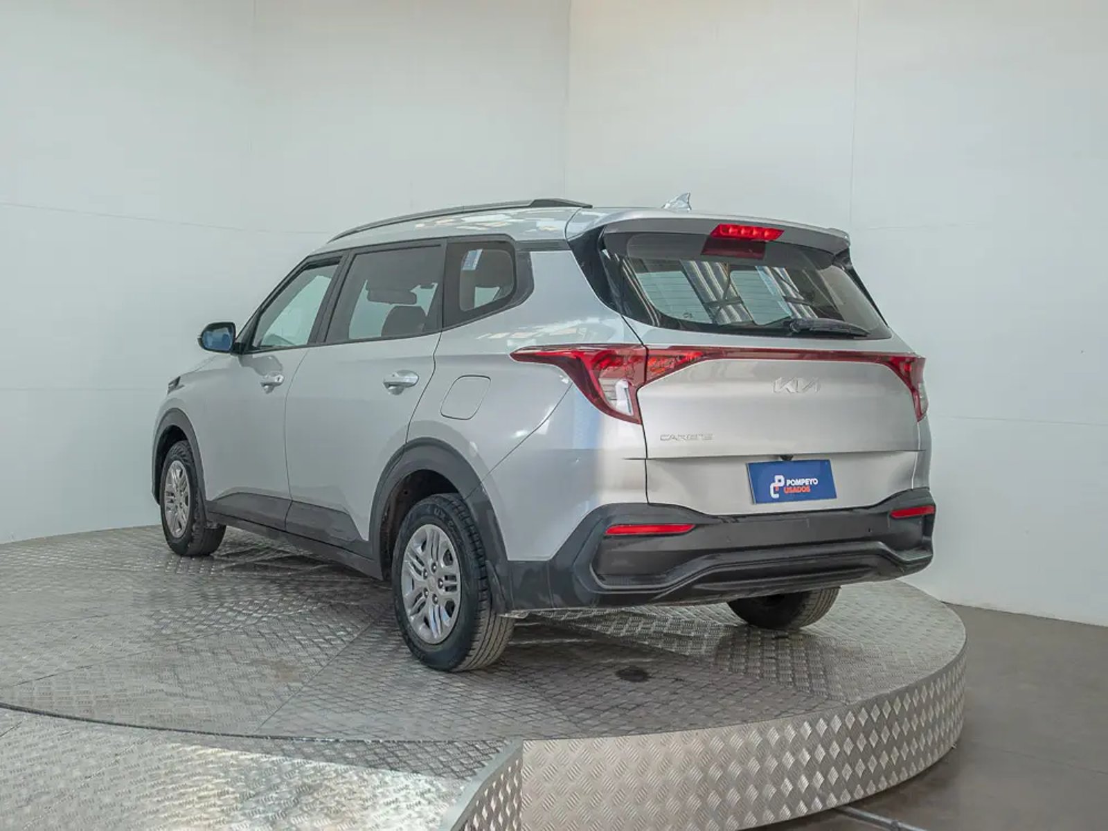 KIA CARENS 2023 - Imagen 5 de 15