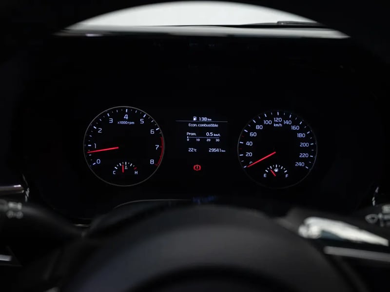 Kia SELTOS 2023 - Imagen 13 de 19