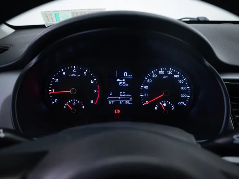 Kia RIO 5 2018 - Imagen 13 de 19