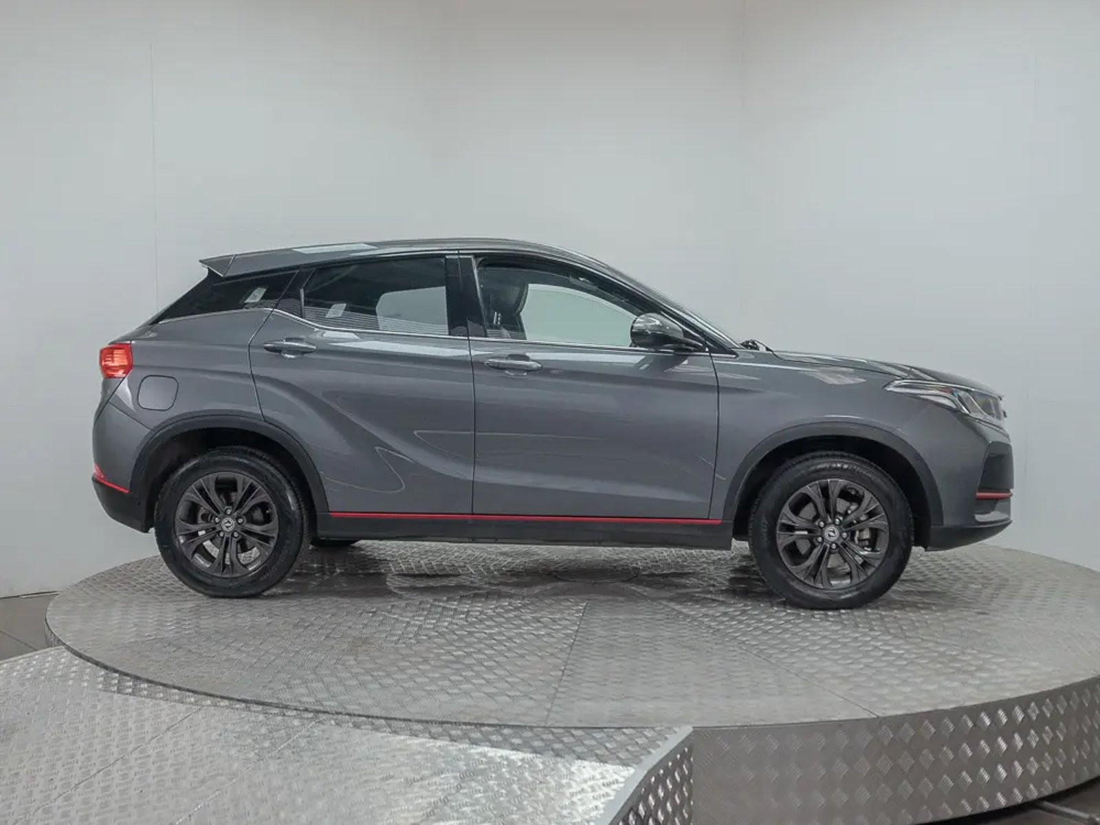 DFSK SUV 500 2023 - Imagen 8 de 15