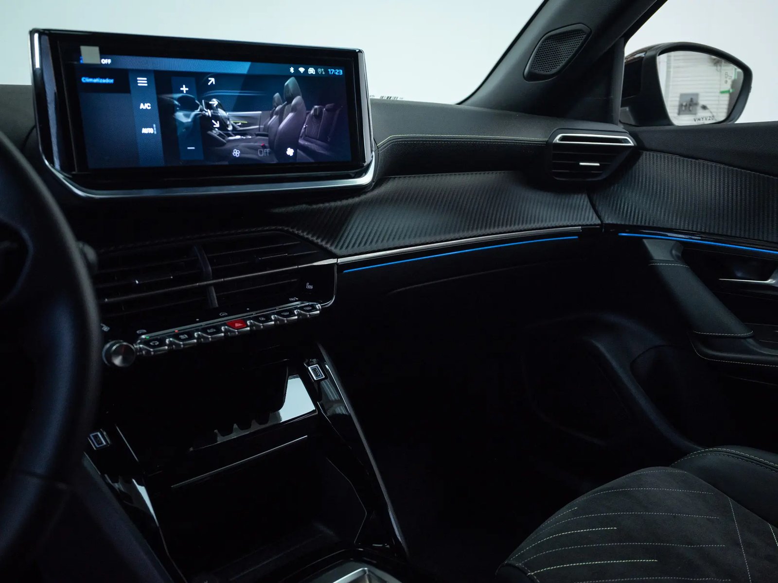 PEUGEOT 2008 2025 - Imagen 12 de 18