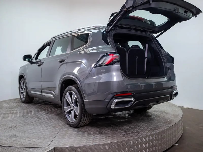 Geely OKAVANGO 2025 - Imagen 10 de 20