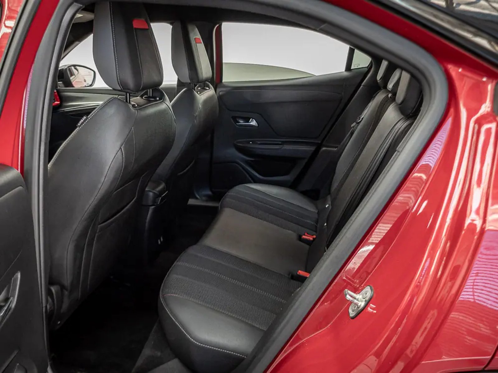 OPEL MOKKA 2022 - Imagen 14 de 16