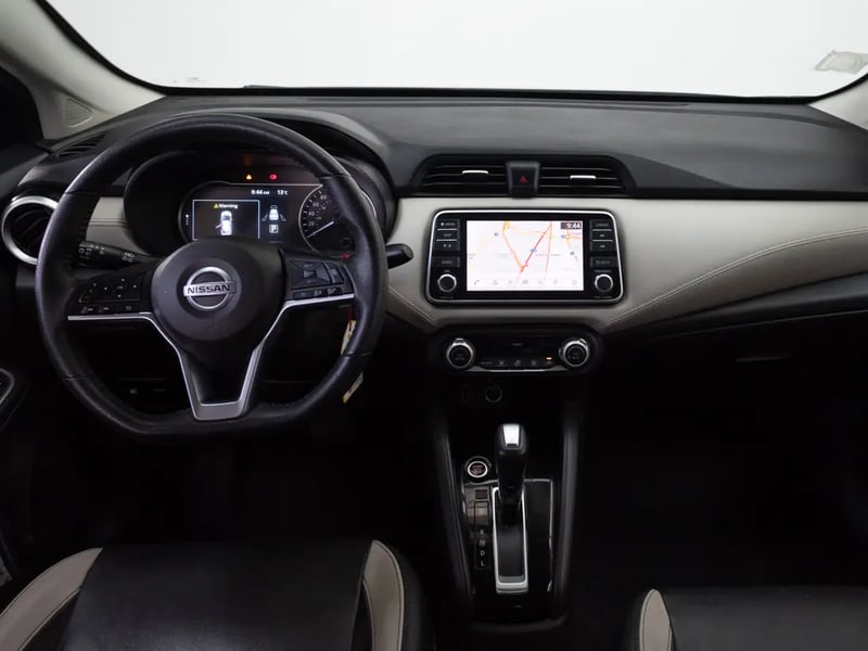 Nissan VERSA 2022 - Imagen 15 de 20