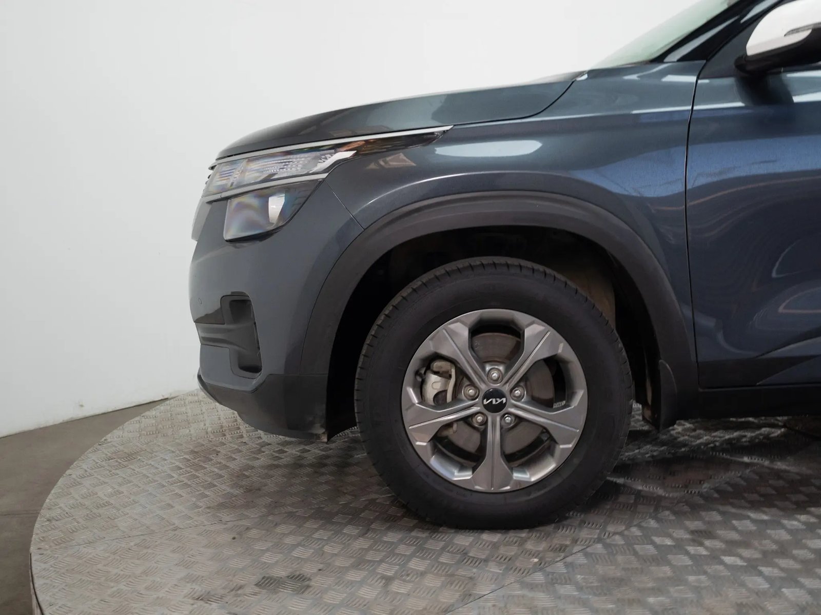 KIA SELTOS 2023 - Imagen 14 de 19
