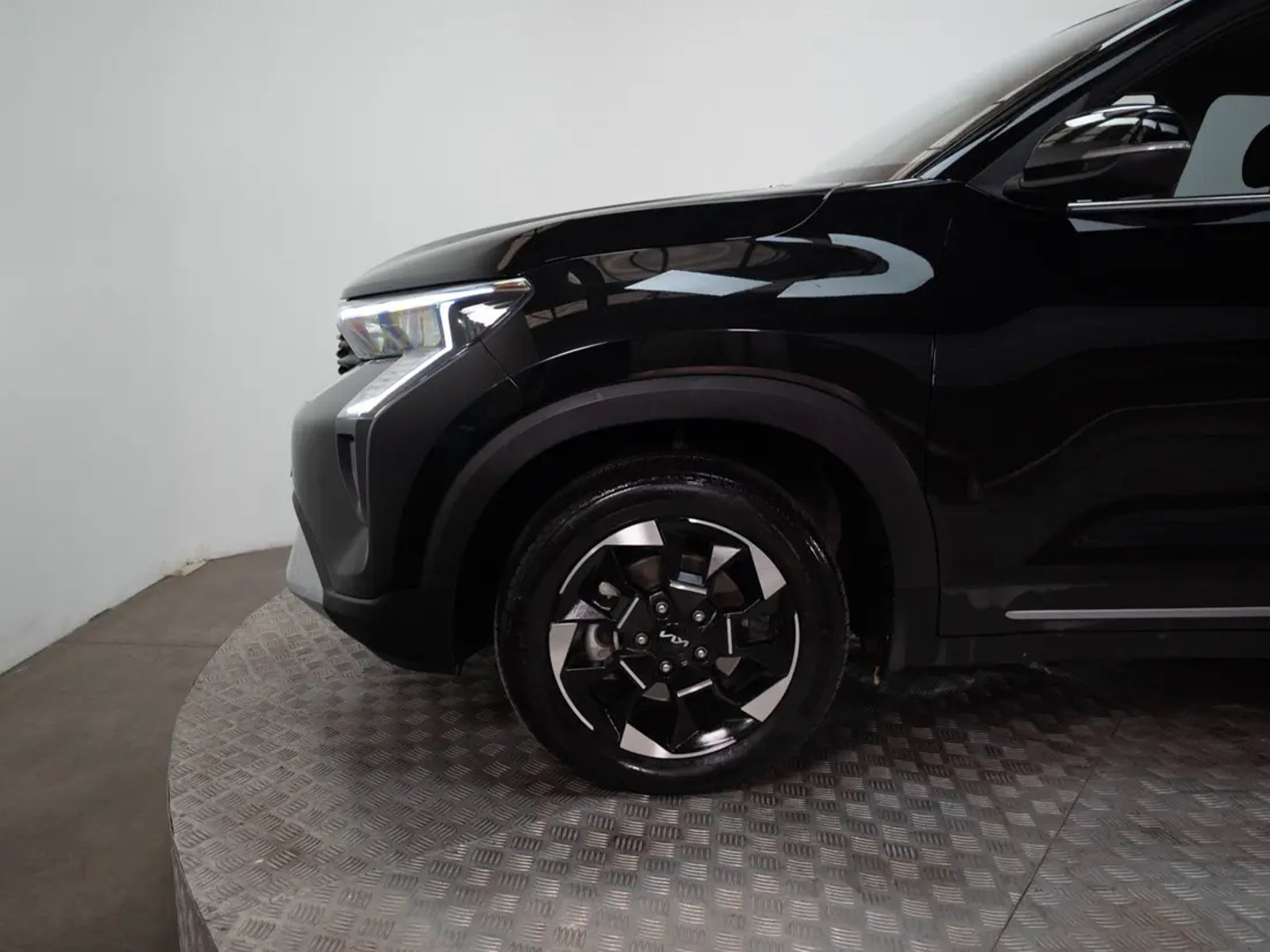 Kia SONET 2024 - Imagen 16 de 19