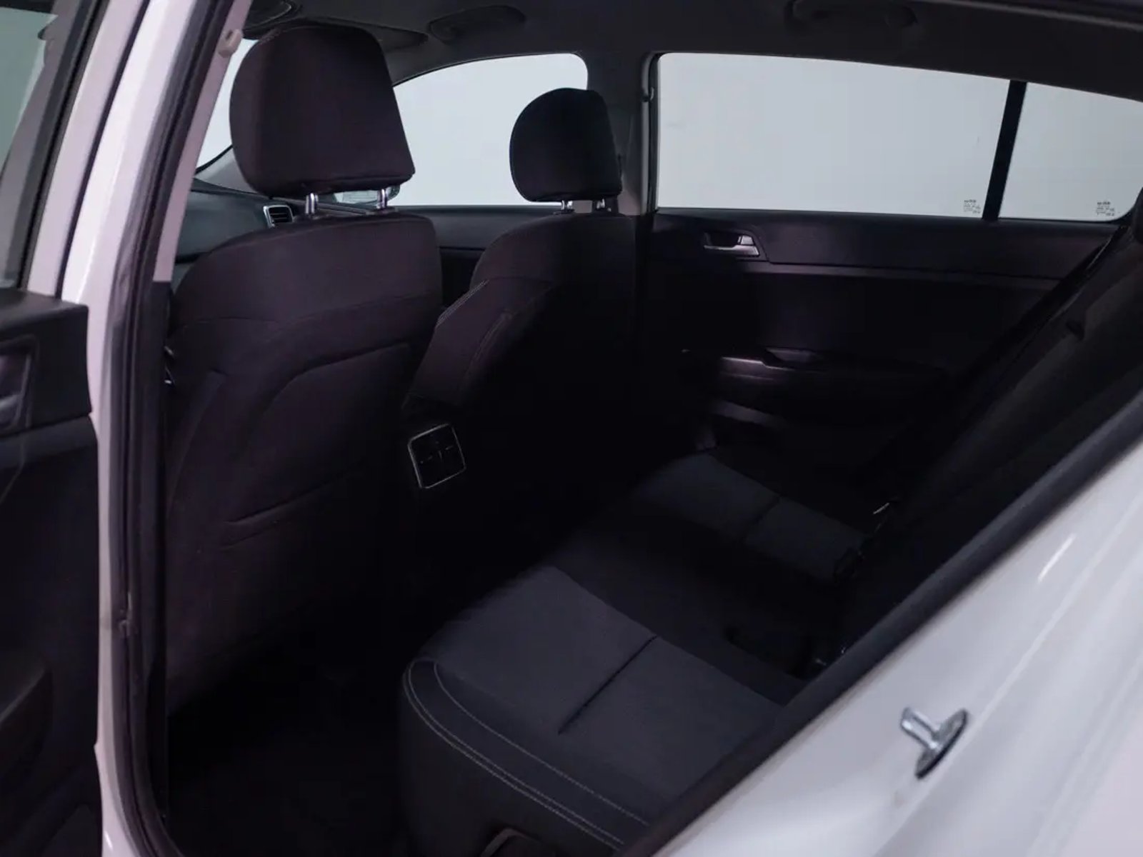 KIA SPORTAGE 2021 - Imagen 18 de 19