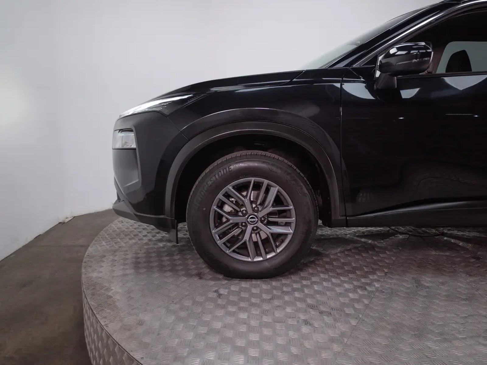 Nissan X-TRAIL 2023 - Foto 3 de 18