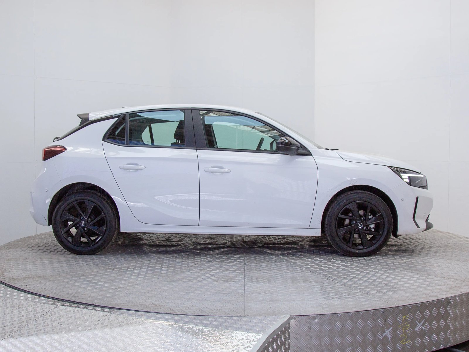 OPEL CORSA 2025 - Imagen 8 de 15
