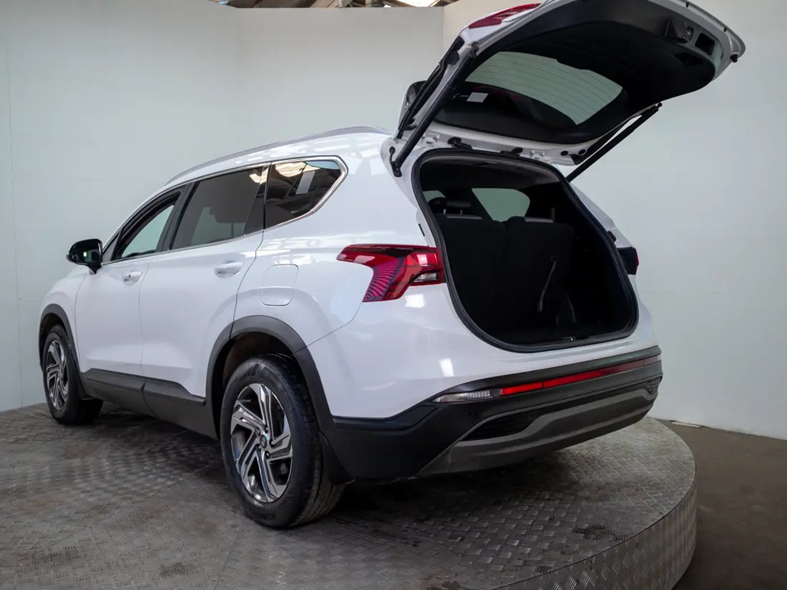 Hyundai SANTA FE 2023 - Imagen 10 de 20