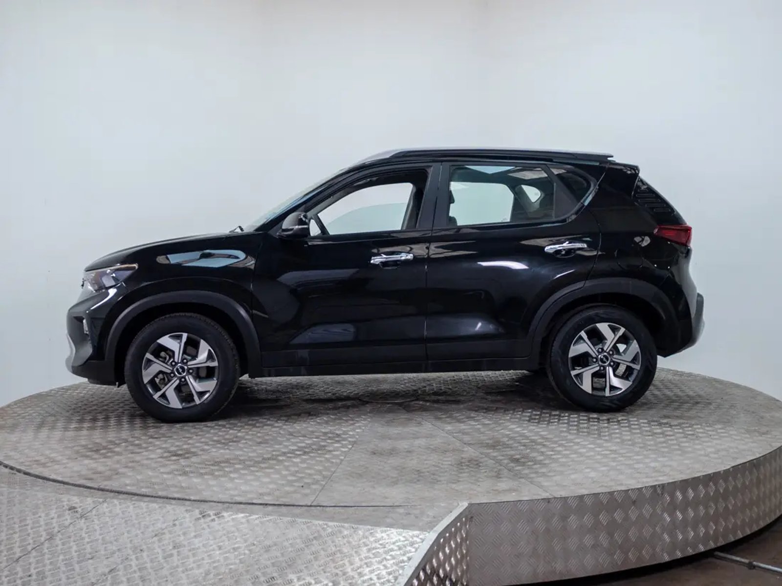 Kia SONET 2023 - Imagen 6 de 17