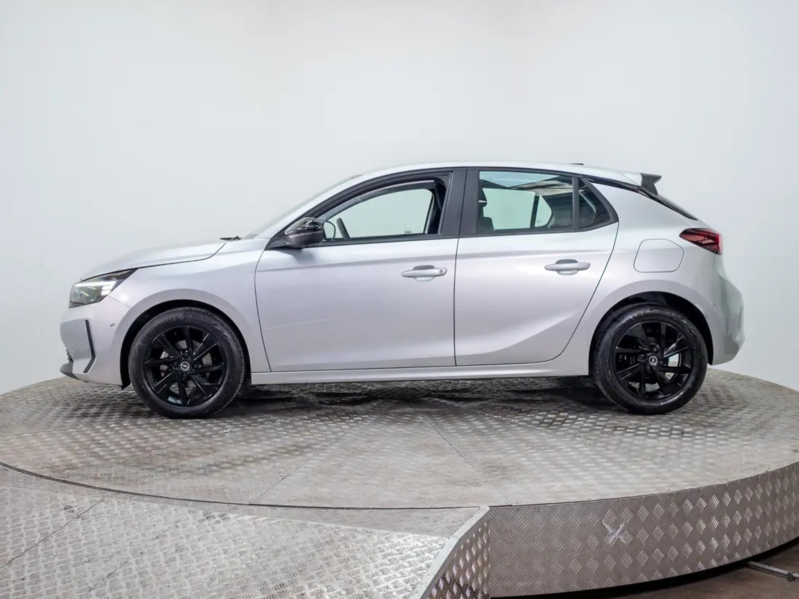 Opel CORSA 2024 - Imagen 5 de 17