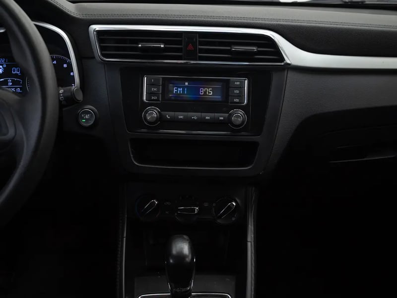 MG ZS 2023 - Imagen 16 de 19