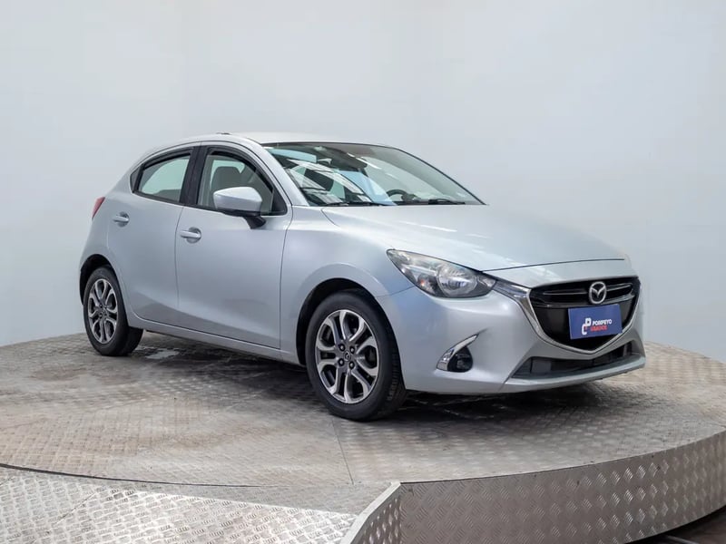 Mazda 2 2019