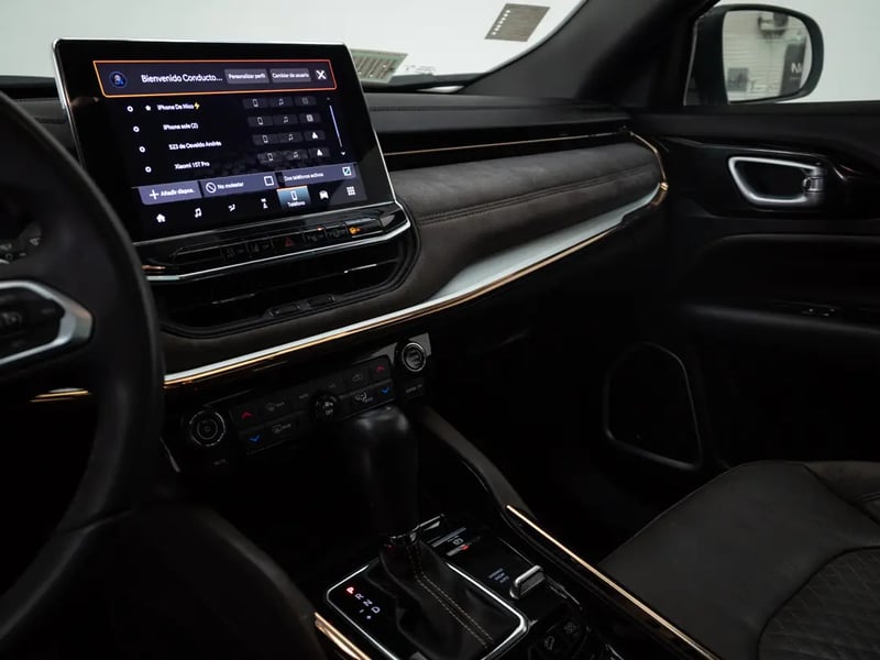 Jeep COMMANDER 2023 - Imagen 12 de 20