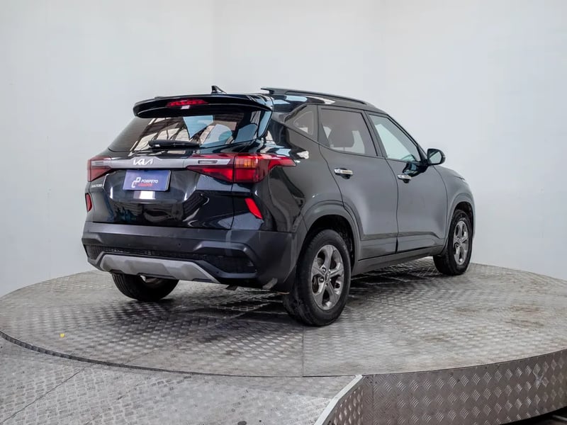 Kia SELTOS 2023 - Imagen 7 de 19