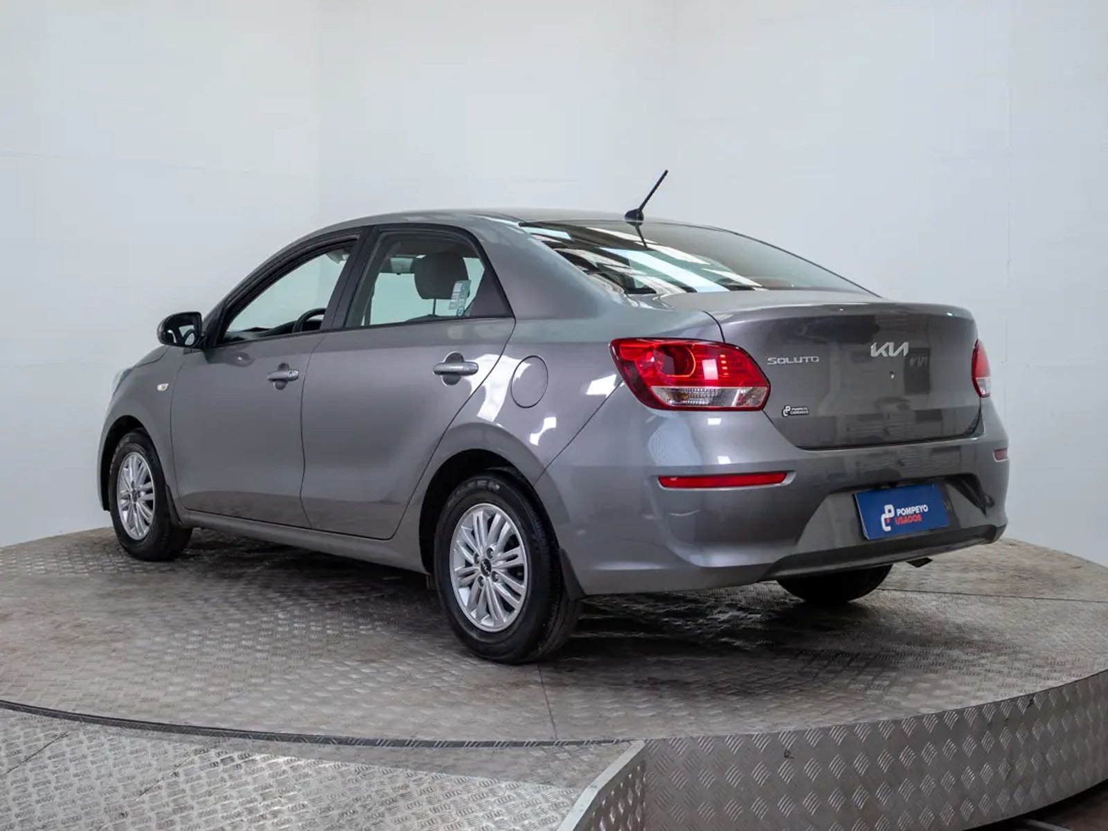 Kia SOLUTO 2024 - Foto 5 de 20