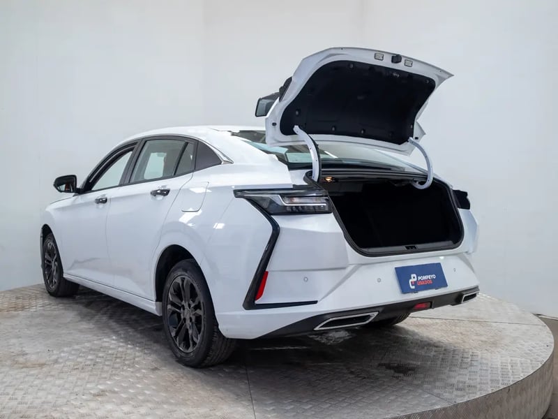 Dongfeng AEOLUS Y3 2024 - Imagen 10 de 18