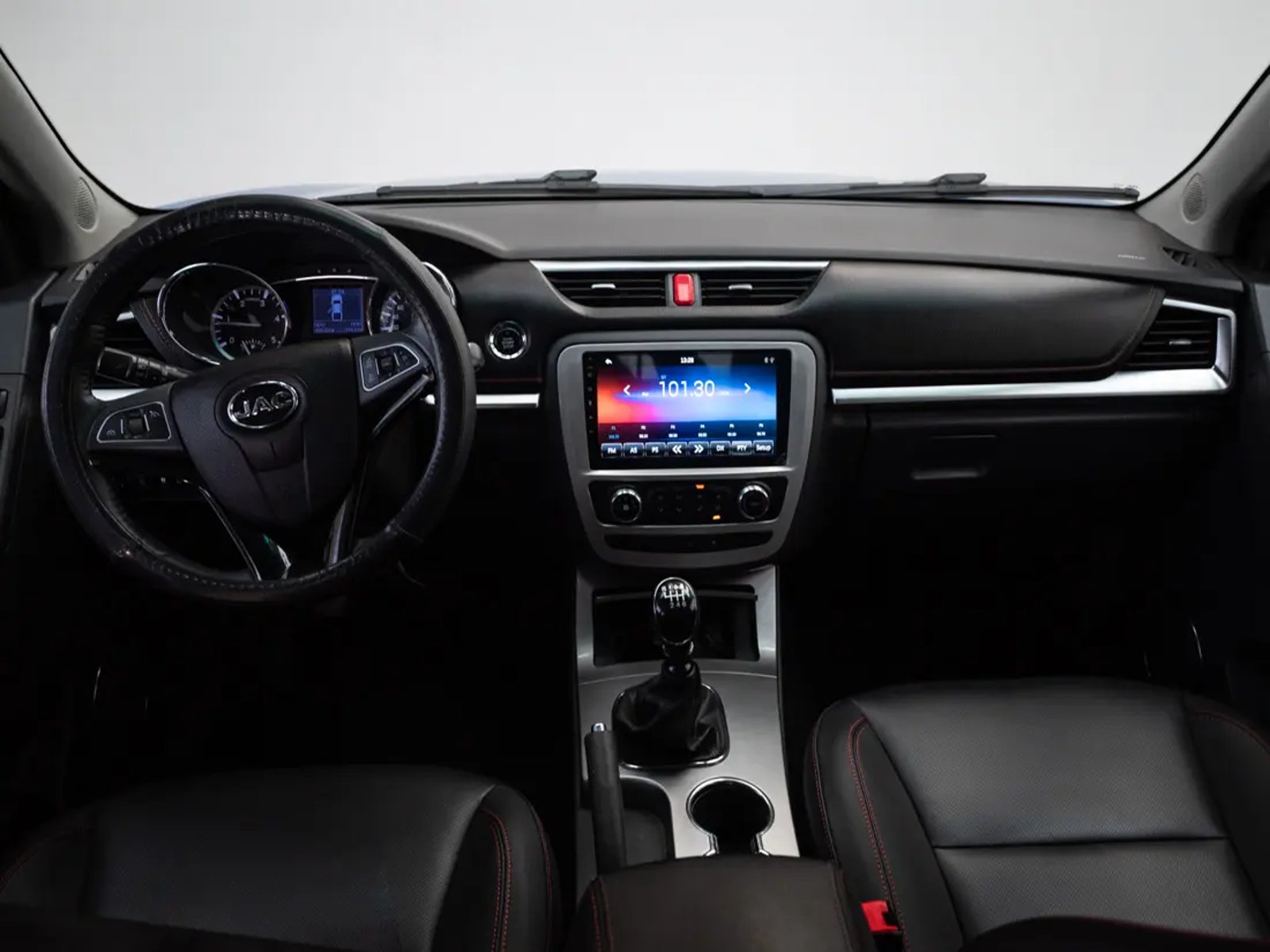 JAC T8 2023 - Imagen 14 de 18